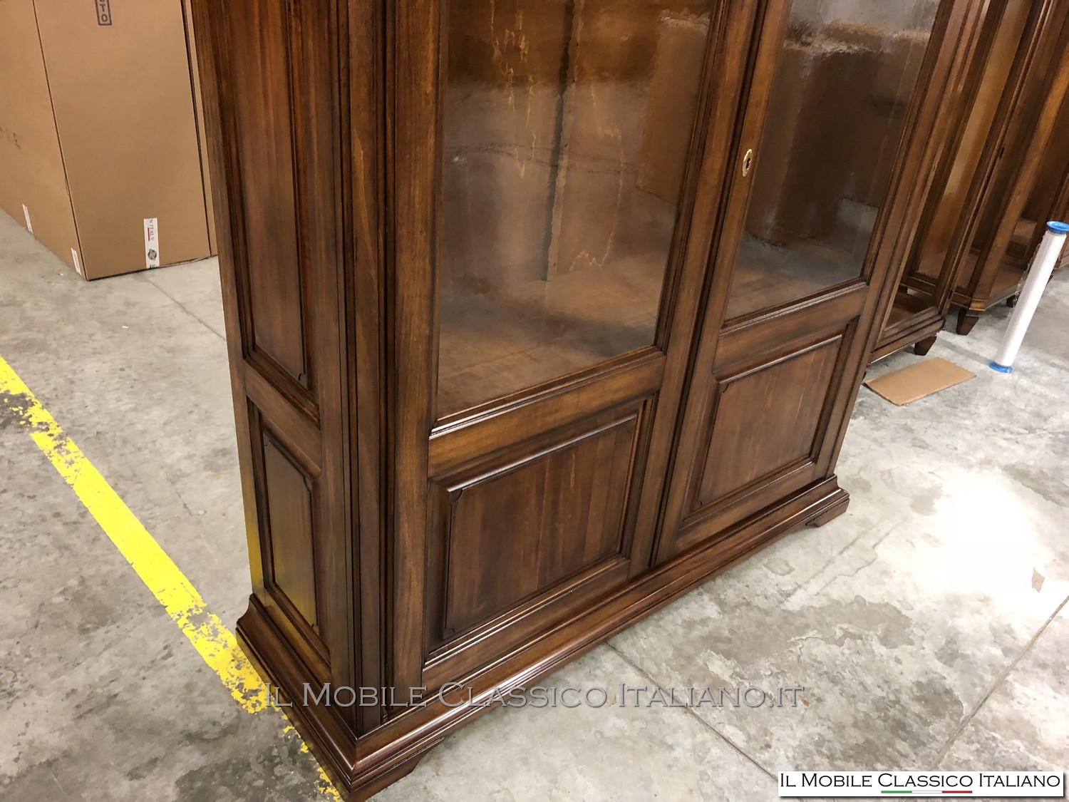 vetrina classica noce